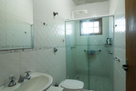 Casa à venda com 255m², 2 quartos e 2 vagas Casa à venda com 255m², 2 quartos e 2 vagasBanheiro
