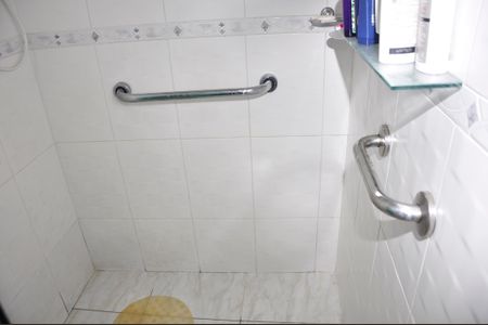 Casa à venda com 255m², 3 quartos e 2 vagas Casa à venda com 255m², 3 quartos e 2 vagasDetalhe - Banheiro Social