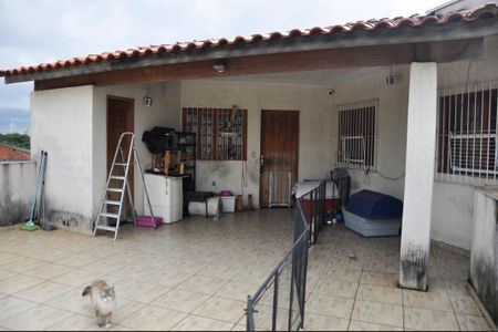 Casa à venda com 255m², 3 quartos e 2 vagas Casa à venda com 255m², 3 quartos e 2 vagasDetalhe - Varanda