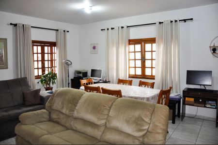 Detalhe - Sala de casa à venda com 3 quartos, 255m² em Vila Iorio, São Paulo