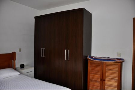 Casa à venda com 255m², 3 quartos e 2 vagas Casa à venda com 255m², 3 quartos e 2 vagasDetalhe - Quarto 01