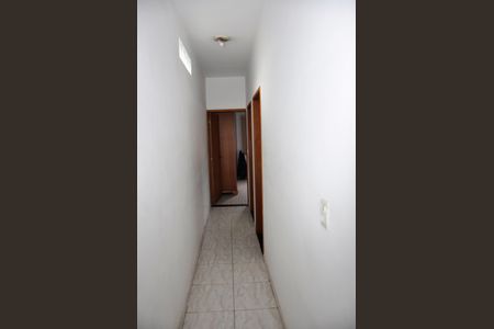 Casa à venda com 255m², 3 quartos e 2 vagas Casa à venda com 255m², 3 quartos e 2 vagasDetalhe - Corredor