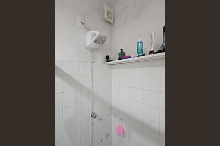 Casa para alugar com 1m², 4 quartos e sem vaga Casa para alugar com 1m², 4 quartos e sem vagaChuveiro