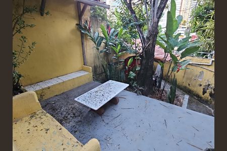 Casa para alugar com 1m², 4 quartos e sem vaga