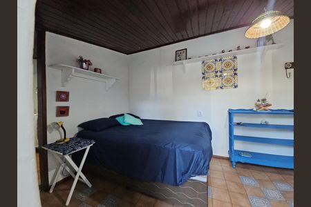 Casa para alugar com 1m², 4 quartos e sem vaga Casa para alugar com 1m², 4 quartos e sem vagakitnet fundos