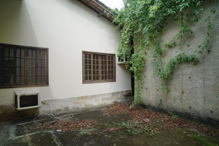 Casa de condomínio para alugar com 242m², 4 quartos e 2 vagas Casa de condomínio para alugar com 242m², 4 quartos e 2 vagasJardim