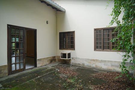 Casa de condomínio para alugar com 242m², 4 quartos e 2 vagas Casa de condomínio para alugar com 242m², 4 quartos e 2 vagasJardim