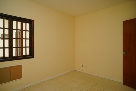 Casa de condomínio para alugar com 242m², 4 quartos e 2 vagas Casa de condomínio para alugar com 242m², 4 quartos e 2 vagasQuarto 2