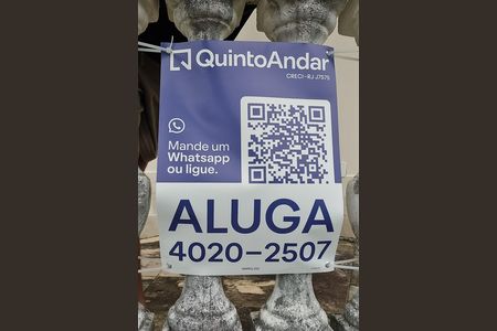 Casa de condomínio para alugar com 242m², 4 quartos e 2 vagas Casa de condomínio para alugar com 242m², 4 quartos e 2 vagasPlaca
