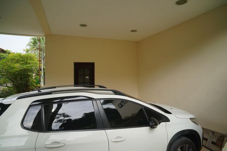 Casa de condomínio para alugar com 242m², 4 quartos e 2 vagas Casa de condomínio para alugar com 242m², 4 quartos e 2 vagasGaragem