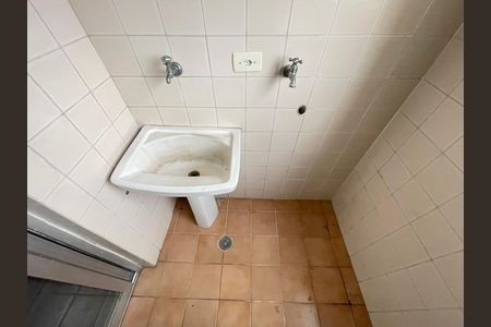 Apartamento à venda com 71m², 2 quartos e 1 vaga Apartamento à venda com 71m², 2 quartos e 1 vagaÁrea de serviço