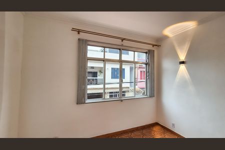 Casa para alugar com 70m², 2 quartos e sem vaga Casa para alugar com 70m², 2 quartos e sem vagaSala