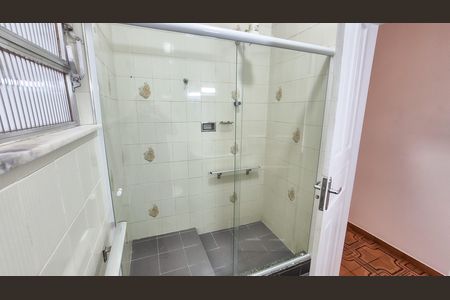 Casa para alugar com 70m², 2 quartos e sem vaga Casa para alugar com 70m², 2 quartos e sem vagaBanheiro Social