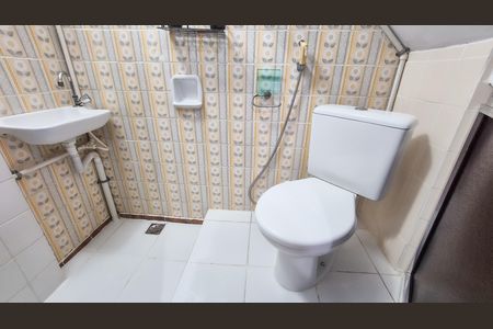 Casa para alugar com 70m², 2 quartos e sem vaga Casa para alugar com 70m², 2 quartos e sem vagaBanheiro 2