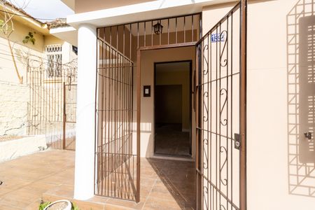 Casa para alugar com 130m², 3 quartos e 1 vaga Casa para alugar com 130m², 3 quartos e 1 vagaEntrada