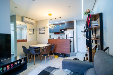 Sala de apartamento para alugar com 2 quartos, 62m² em Jardim Saira, Sorocaba