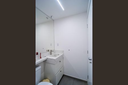 Apartamento para alugar com 62m², 2 quartos e 1 vaga Apartamento para alugar com 62m², 2 quartos e 1 vagaBanheiro da Suíte