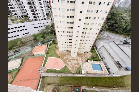 Vista  de apartamento para alugar com 2 quartos, 36m² em Vila Suzana, São Paulo
