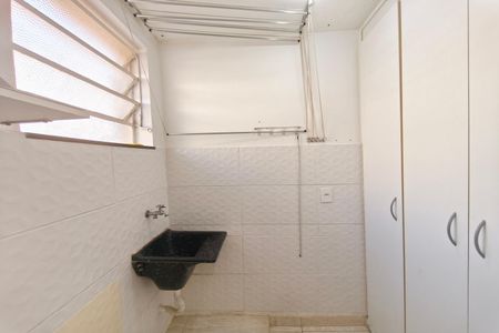 Apartamento para alugar com 55m², 3 quartos e 1 vagaÁrea de Serviço