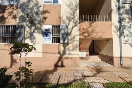 Apartamento para alugar com 55m², 3 quartos e 1 vagaFachada do bloco