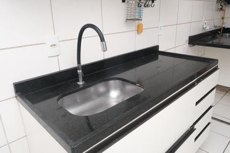 Cozinha de apartamento para alugar com 2 quartos, 52m² em Jardim Alvorada, Nova Iguaçu