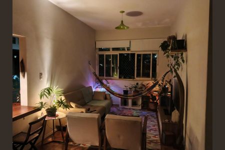 Apartamento à venda com 100m², 3 quartos e 1 vaga Apartamento à venda com 100m², 3 quartos e 1 vagaSala