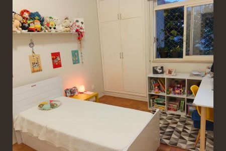 Apartamento à venda com 100m², 3 quartos e 1 vaga Apartamento à venda com 100m², 3 quartos e 1 vagaQuarto