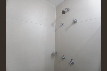 Studio para alugar com 27m², 1 quarto e sem vaga Studio para alugar com 27m², 1 quarto e sem vagaBanheiro