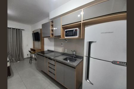 Studio para alugar com 27m², 1 quarto e sem vaga Studio para alugar com 27m², 1 quarto e sem vagaCozinha