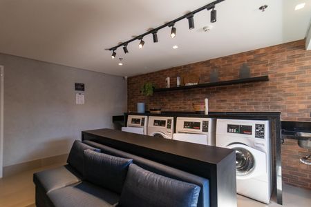 Studio para alugar com 20m², 1 quarto e sem vaga Studio para alugar com 20m², 1 quarto e sem vagaLavanderia