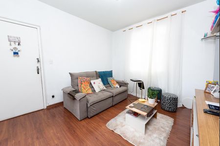 Sala de apartamento para alugar com 3 quartos, 50m² em Eldorado, Contagem