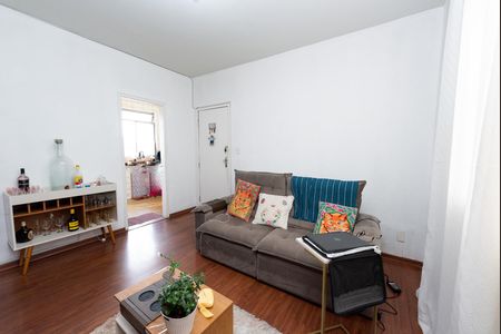 Sala de apartamento para alugar com 3 quartos, 50m² em Eldorado, Contagem