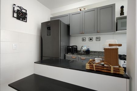 Apartamento para alugar com 48m², 2 quartos e 1 vaga Apartamento para alugar com 48m², 2 quartos e 1 vagaCozinha - Armários