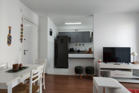 Sala de apartamento para alugar com 2 quartos, 48m² em Pechincha, Rio de Janeiro