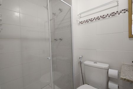 Apartamento para alugar com 48m², 2 quartos e 1 vaga Apartamento para alugar com 48m², 2 quartos e 1 vagaBanheiro Social