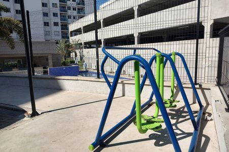 Apartamento para alugar com 48m², 2 quartos e 1 vaga Apartamento para alugar com 48m², 2 quartos e 1 vagaÁrea comum externa - Academia