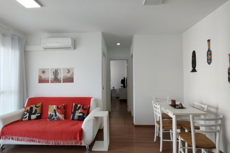 Sala de apartamento para alugar com 2 quartos, 48m² em Pechincha, Rio de Janeiro