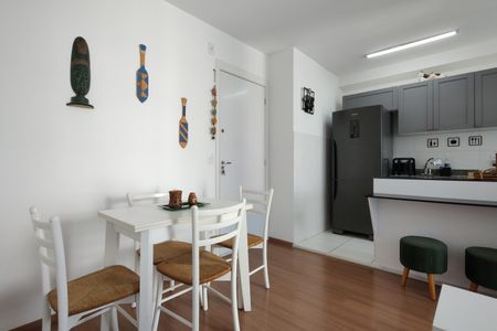Apartamento para alugar com 48m², 2 quartos e 1 vaga Apartamento para alugar com 48m², 2 quartos e 1 vagaSala
