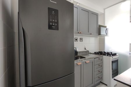 Apartamento para alugar com 48m², 2 quartos e 1 vaga Apartamento para alugar com 48m², 2 quartos e 1 vagaCozinha - Armários