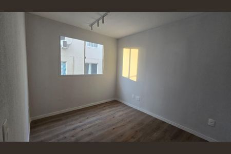 Quarto de apartamento à venda com 2 quartos, 45m² em Campo Grande, Rio de Janeiro