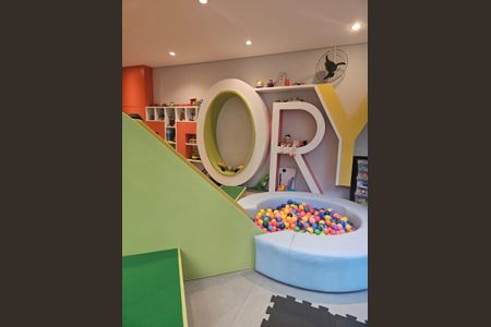 Apartamento à venda com 72m², 2 quartos e 1 vaga