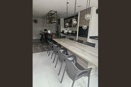 Apartamento à venda com 72m², 2 quartos e 1 vaga
