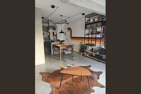 Apartamento à venda com 72m², 2 quartos e 1 vaga