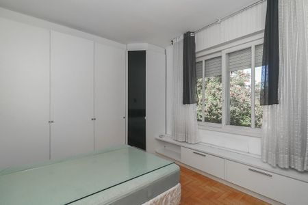 Quarto de apartamento à venda com 3 quartos, 67m² em Petrópolis, Porto Alegre
