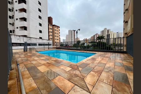 Apartamento à venda com 100m², 3 quartos e 1 vaga Apartamento à venda com 100m², 3 quartos e 1 vagaÁrea comum - Piscina