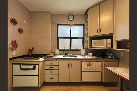 Apartamento à venda com 100m², 3 quartos e 1 vaga Apartamento à venda com 100m², 3 quartos e 1 vagaCozinha