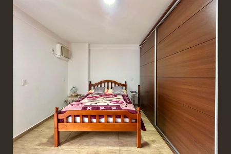 Apartamento à venda com 100m², 3 quartos e 1 vaga Apartamento à venda com 100m², 3 quartos e 1 vagaSuíte