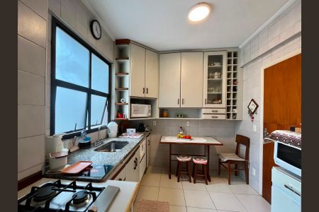Apartamento à venda com 100m², 3 quartos e 1 vaga Apartamento à venda com 100m², 3 quartos e 1 vagaCozinha
