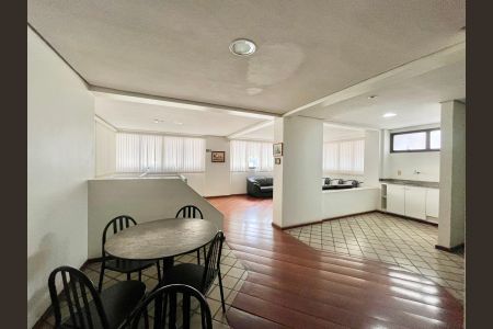 Apartamento à venda com 100m², 3 quartos e 1 vaga Apartamento à venda com 100m², 3 quartos e 1 vagaÁrea comum- Salão de festas