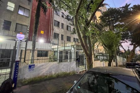 Apartamento para alugar com 65m², 2 quartos e 1 vagaFachada